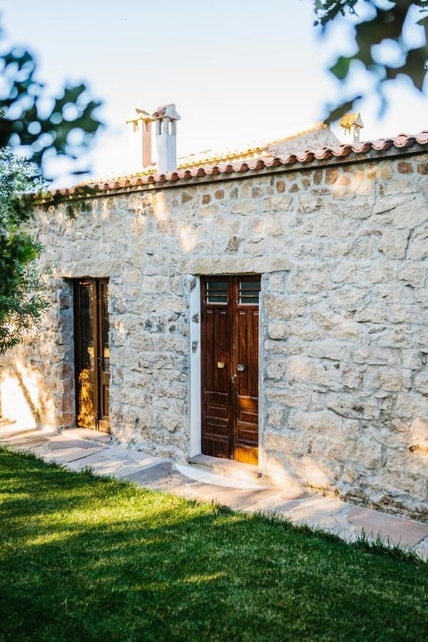 Hotel Borgo Lu Puleu 3*